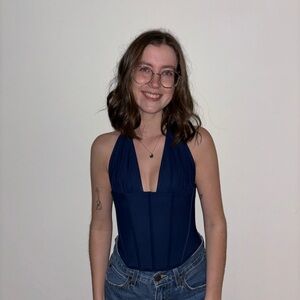 Meet your Posher, Jasmine